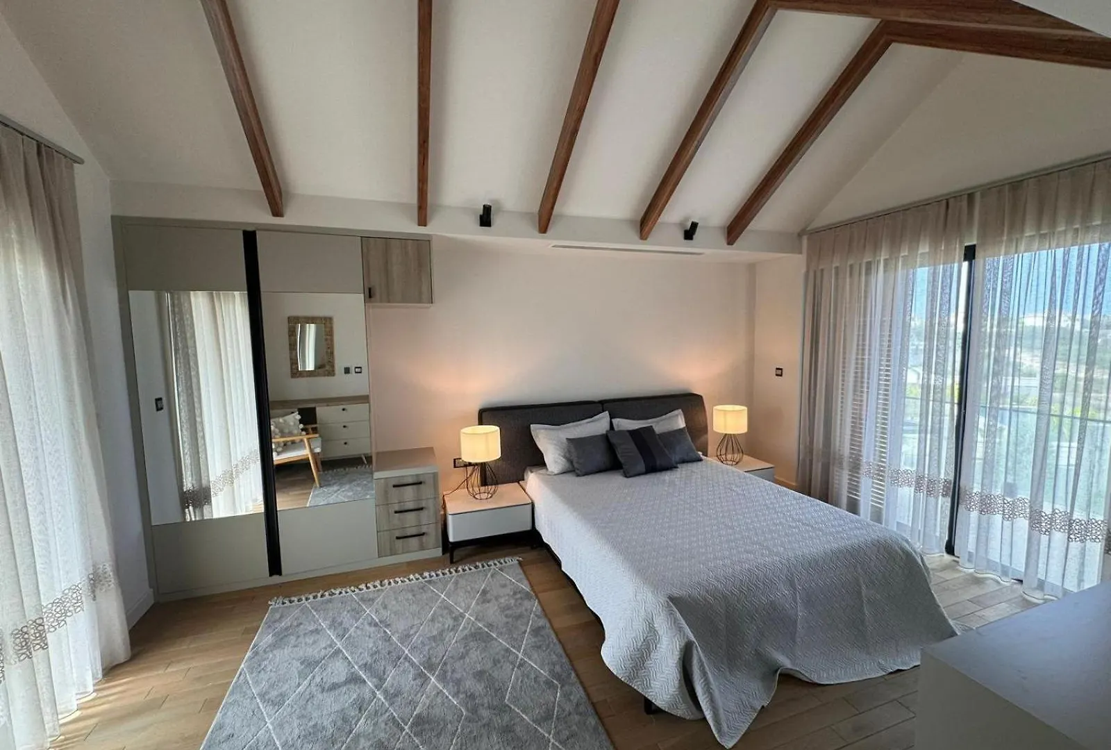 Suat Houses Istanbul Villa