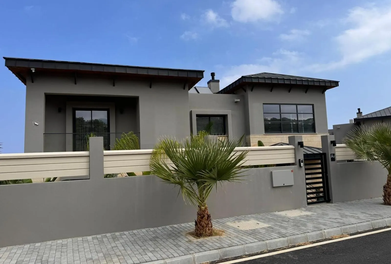 Suat Houses Istanbul Villa